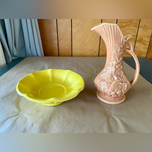 McCoy Pottery Pink Grapevine Pitcher And Yellow Scalloped Bowl - Picture 1 of 9
